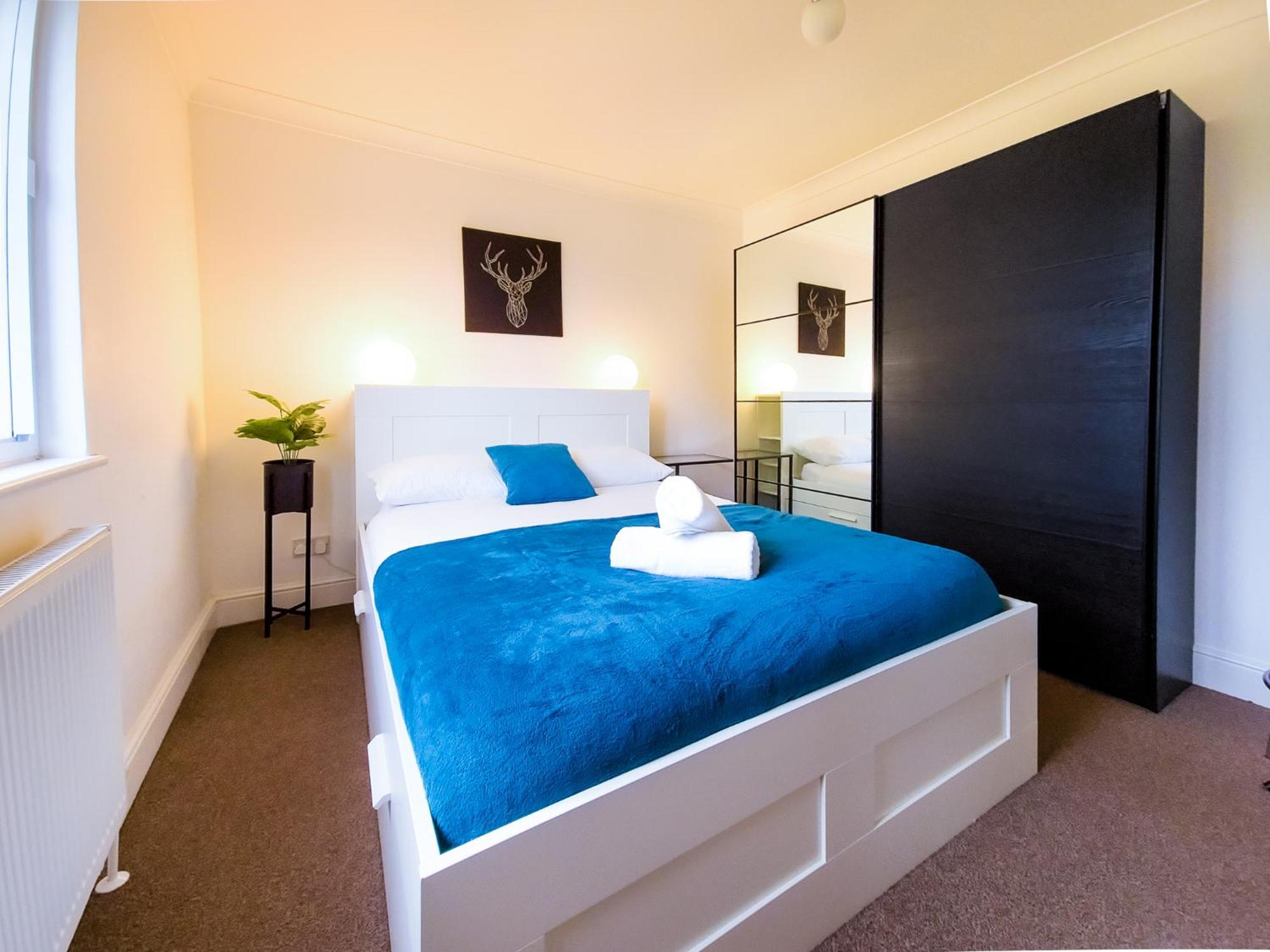 Charming London Home, Opp Arnos Grove Underground Station, Parking New Southgate Exterior photo